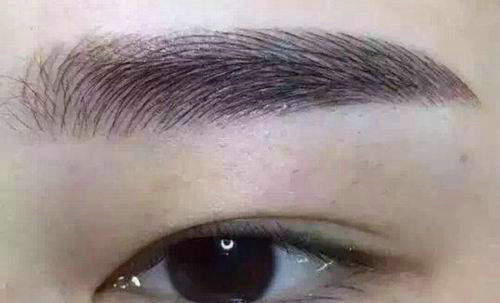 紋眉后顏色不自然怎么辦？